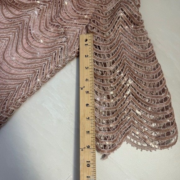 GIANNI BINl Rose Gold Sequin Wavy Lace Shift Dress Size L Cocktail Party - Picture 9 of 12